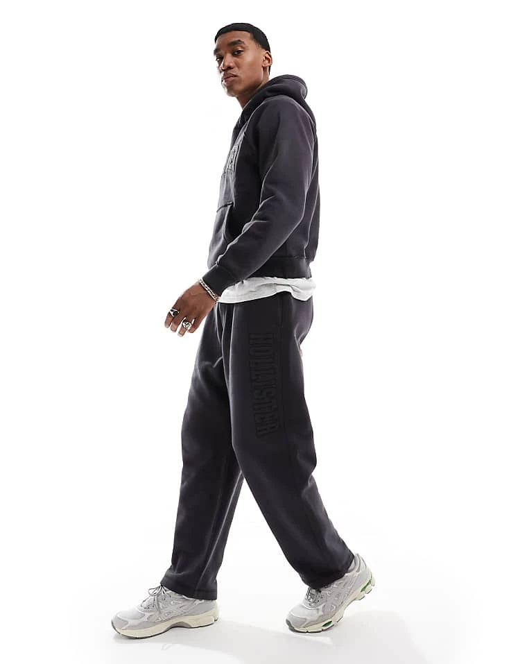 Hollister Baggy Straight Leg Motif Jogger Co-ord In Charcoal For Men - Image 5