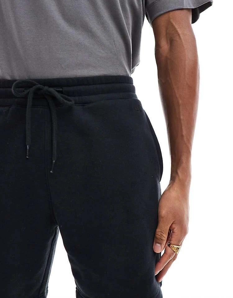 Hollister 8"" Icon Fleece Short In Black For Men - Image 3
