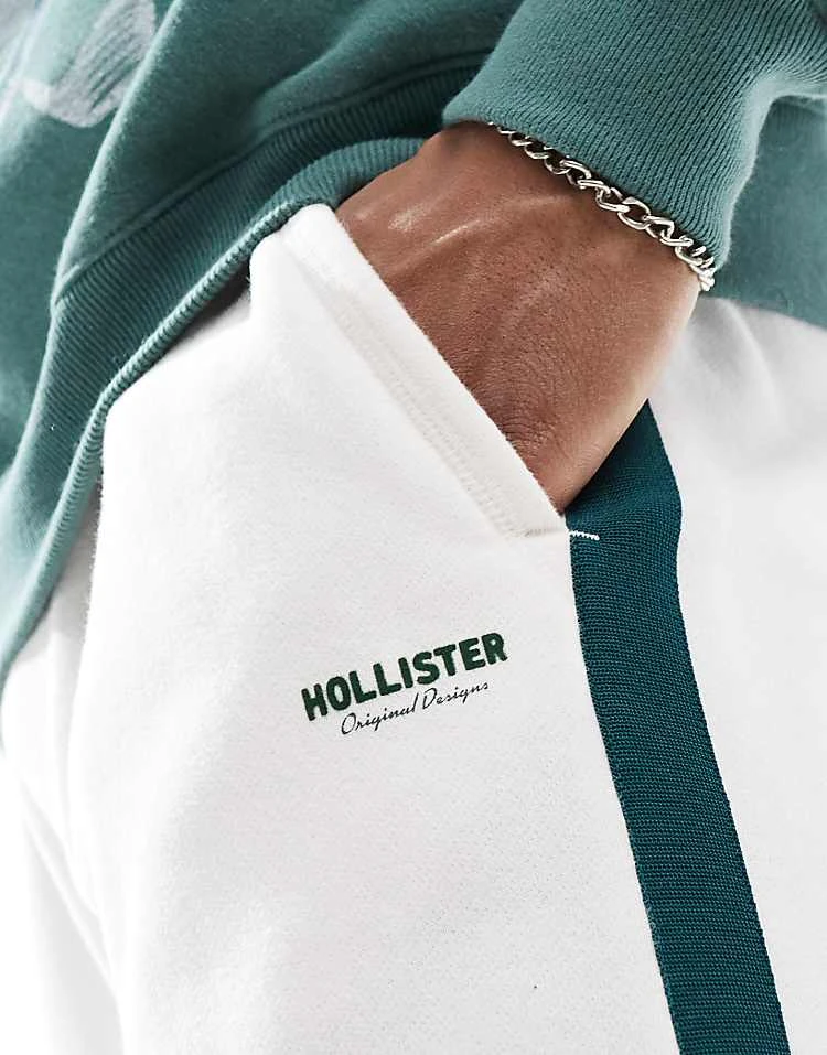 Hollister Loose Varsity Logo Short With Side Stripe In Beige For Men - Image 4